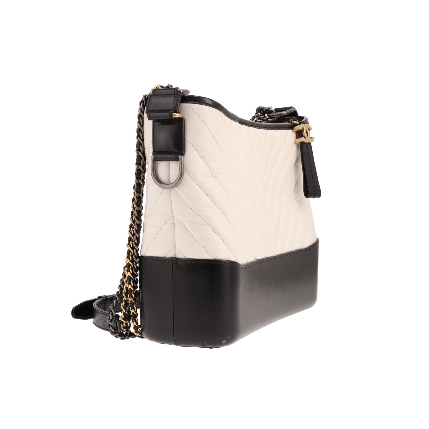 Chanel Gabrielle shoulder bag in Blanc herringbone-quilted leather and black leather