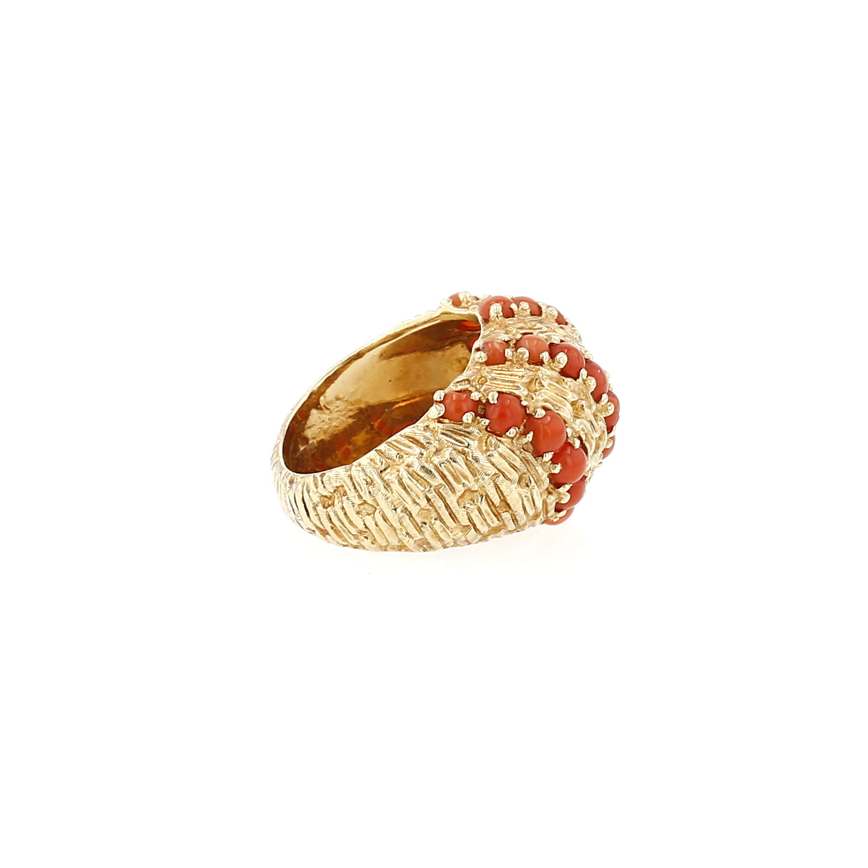 1970s Cartier ring in yellow gold and Corail