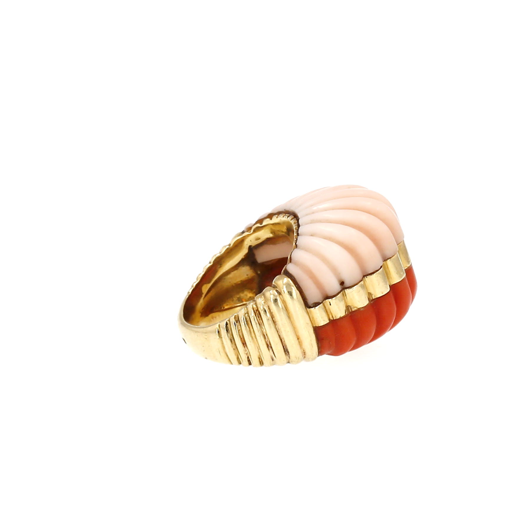 1970s Cartier ring in yellow gold and Corail