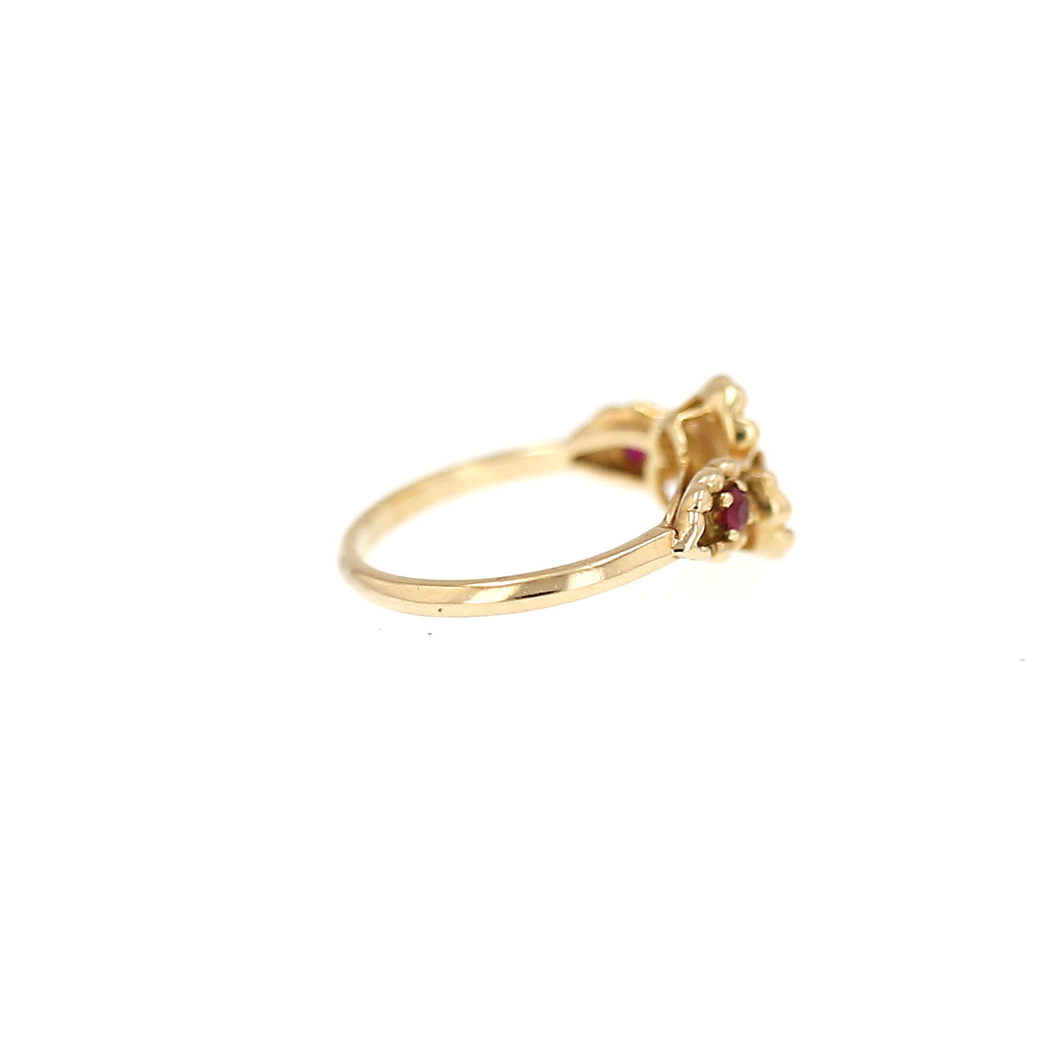Bague années 1970 Mauboussin  en or jaune, rubis et diamant