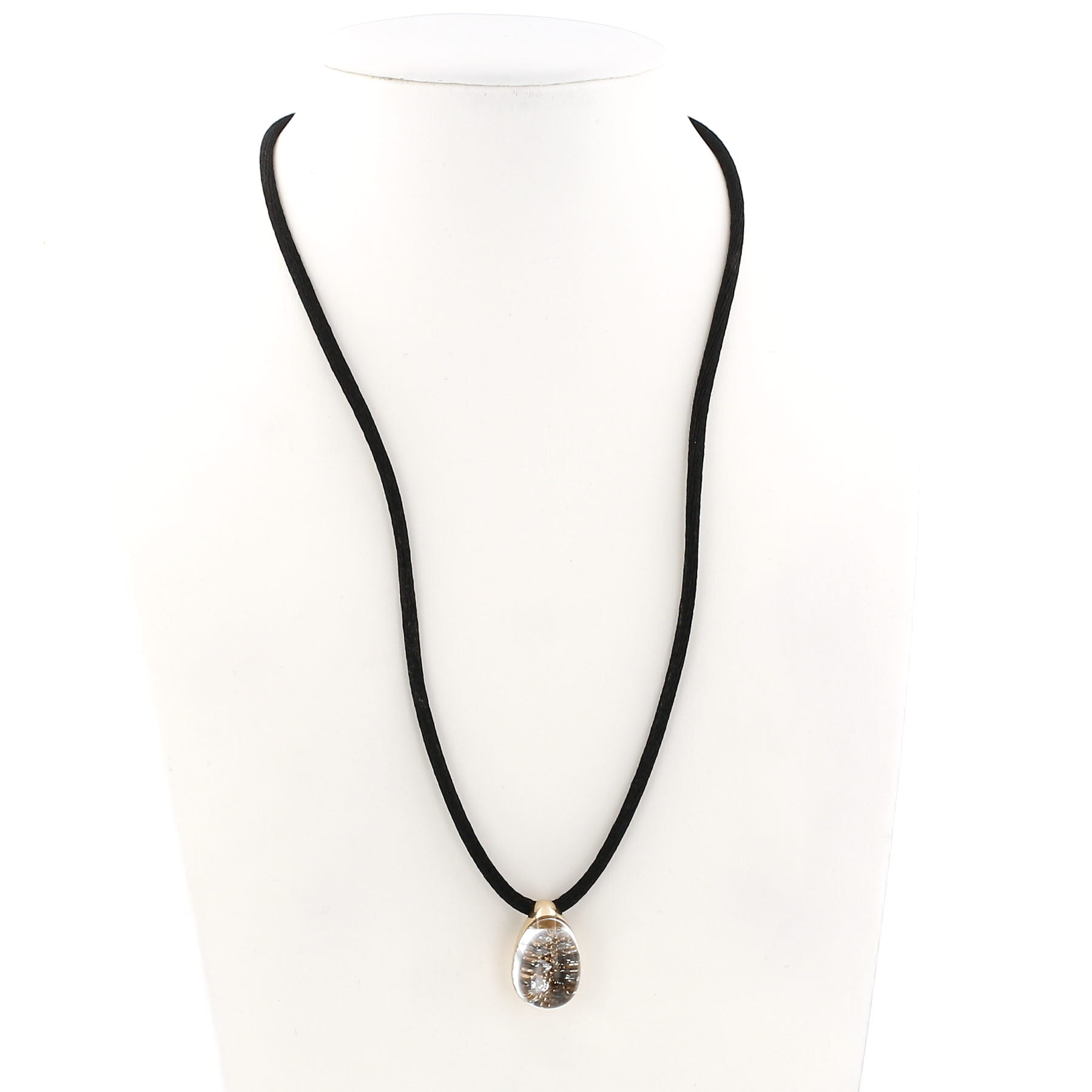 Cartier Myst pendant in yellow gold, diamonds and rock crystal